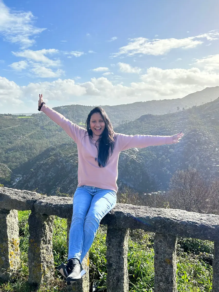 Maryana Morgado, tarotista terapéutica y coach de transformación personal